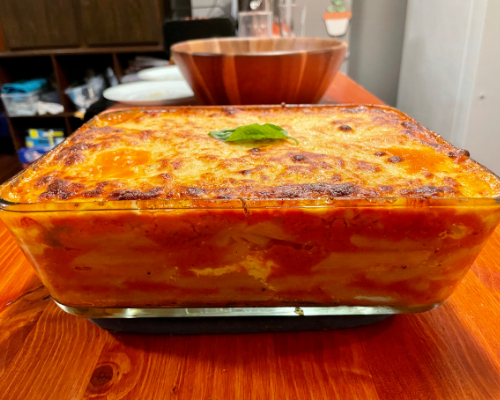 The finished pasta in the pan after baking